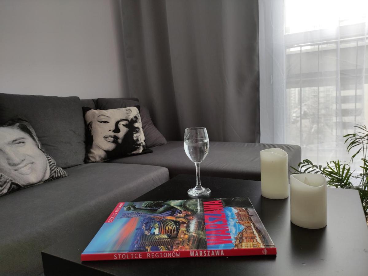 Apartament Rondo Onz ワルシャワ エクステリア 写真
