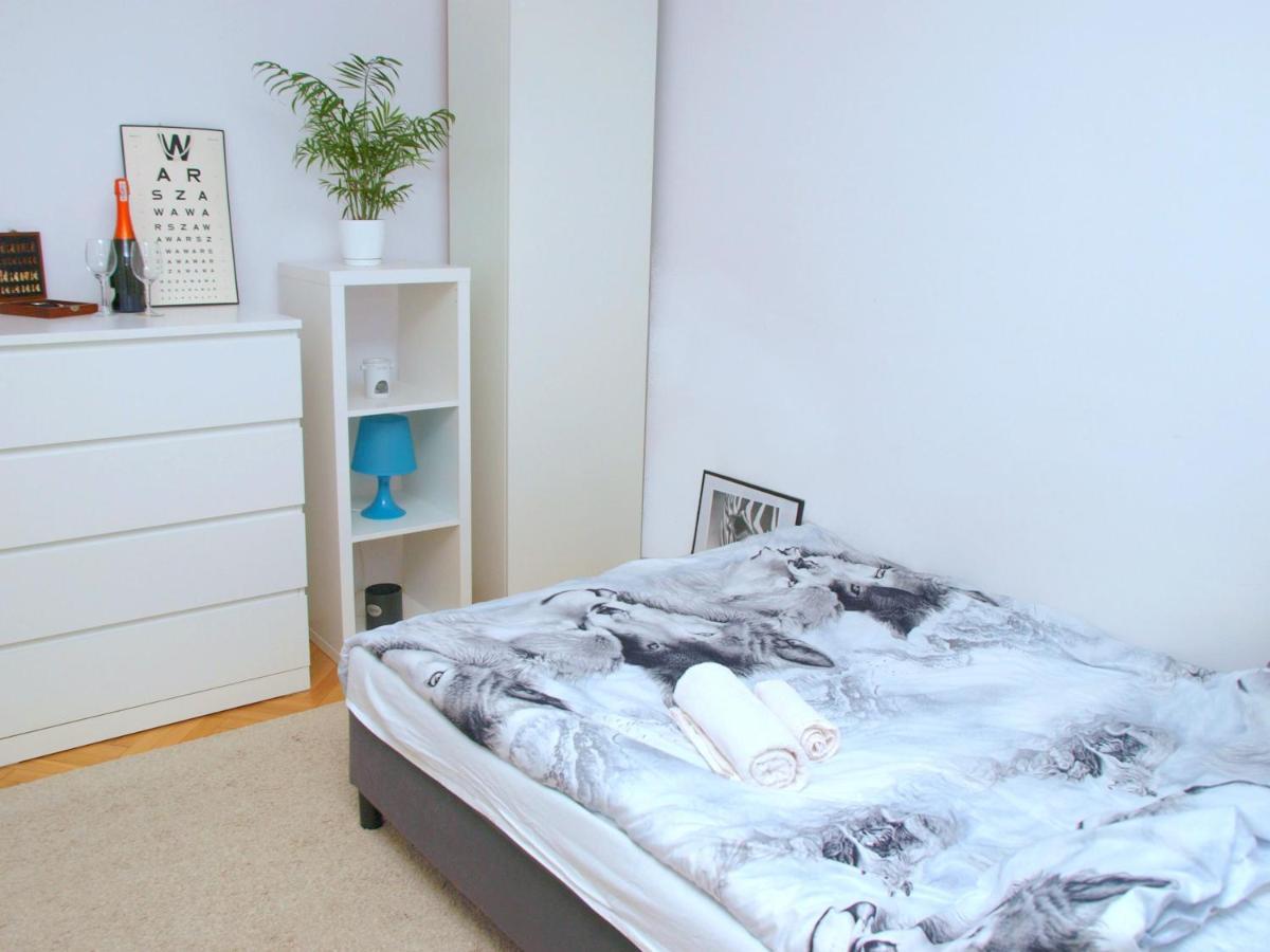 Apartament Rondo Onz ワルシャワ エクステリア 写真